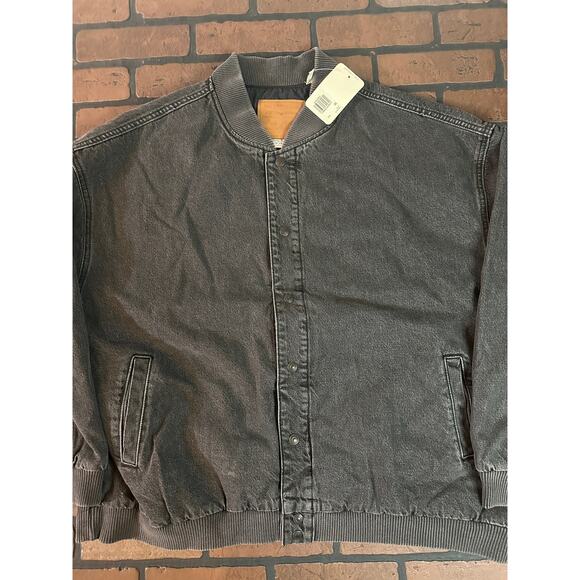 Levi's Black Denim Jacket ~New with Tags~ - Picture 1 of 6